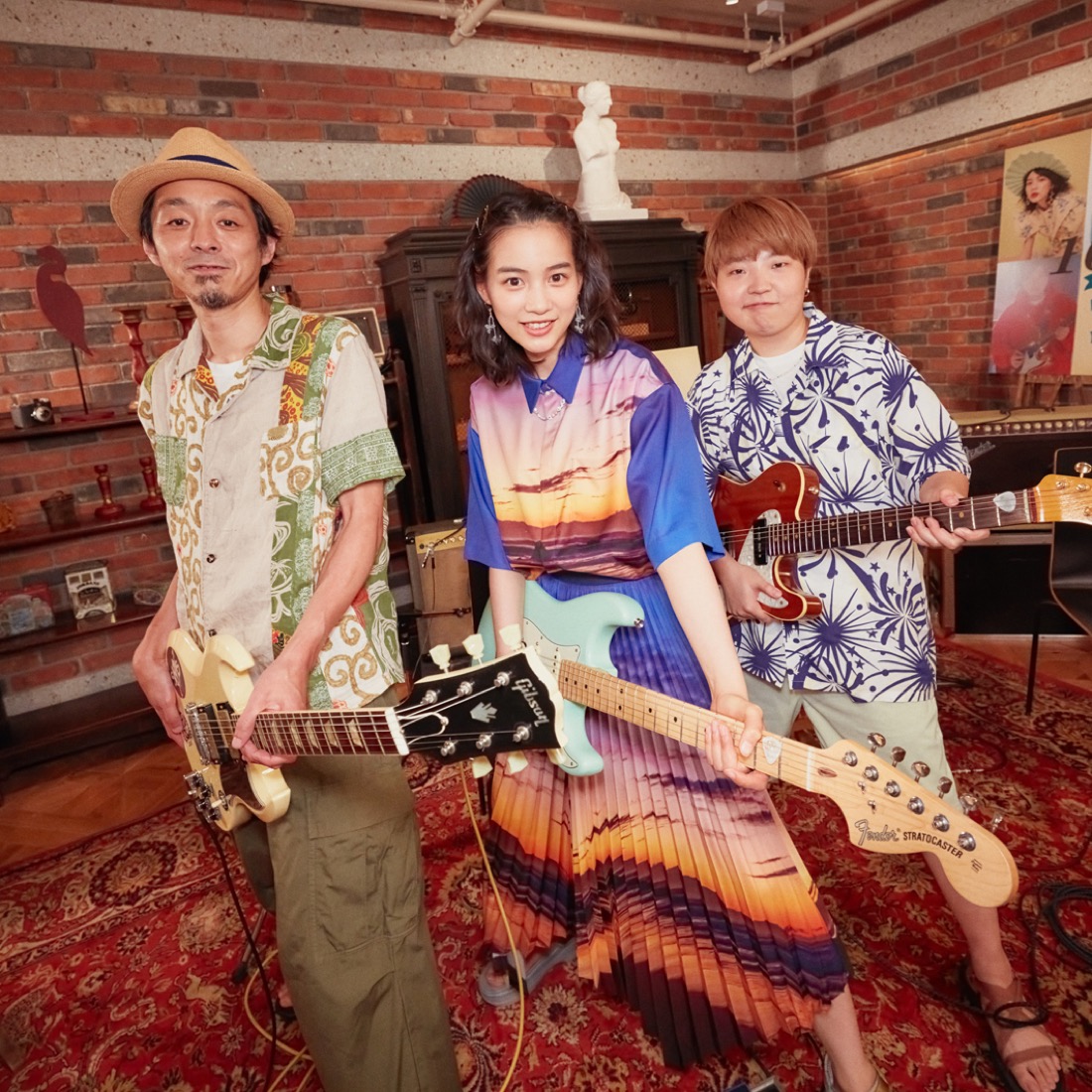 『のんおうちで観るライブ』に宮藤官九郎が参戦！ のんのグループ魂でのメンバー名は、“真空”に決定!? - 画像一覧（1/10）