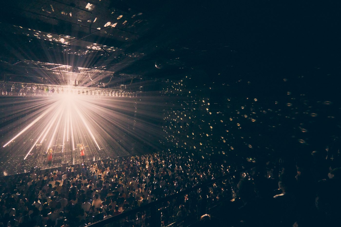 羊文学、『TOUR 2022“OOPARTS”』ファイナル。完遂とともに大きな岐路を迎えていることも感じさせるバンドの成長 - 画像一覧（8/16）
