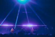 羊文学、『TOUR 2022“OOPARTS”』ファイナル。完遂とともに大きな岐路を迎えていることも感じさせるバンドの成長 - 画像一覧（15/16）