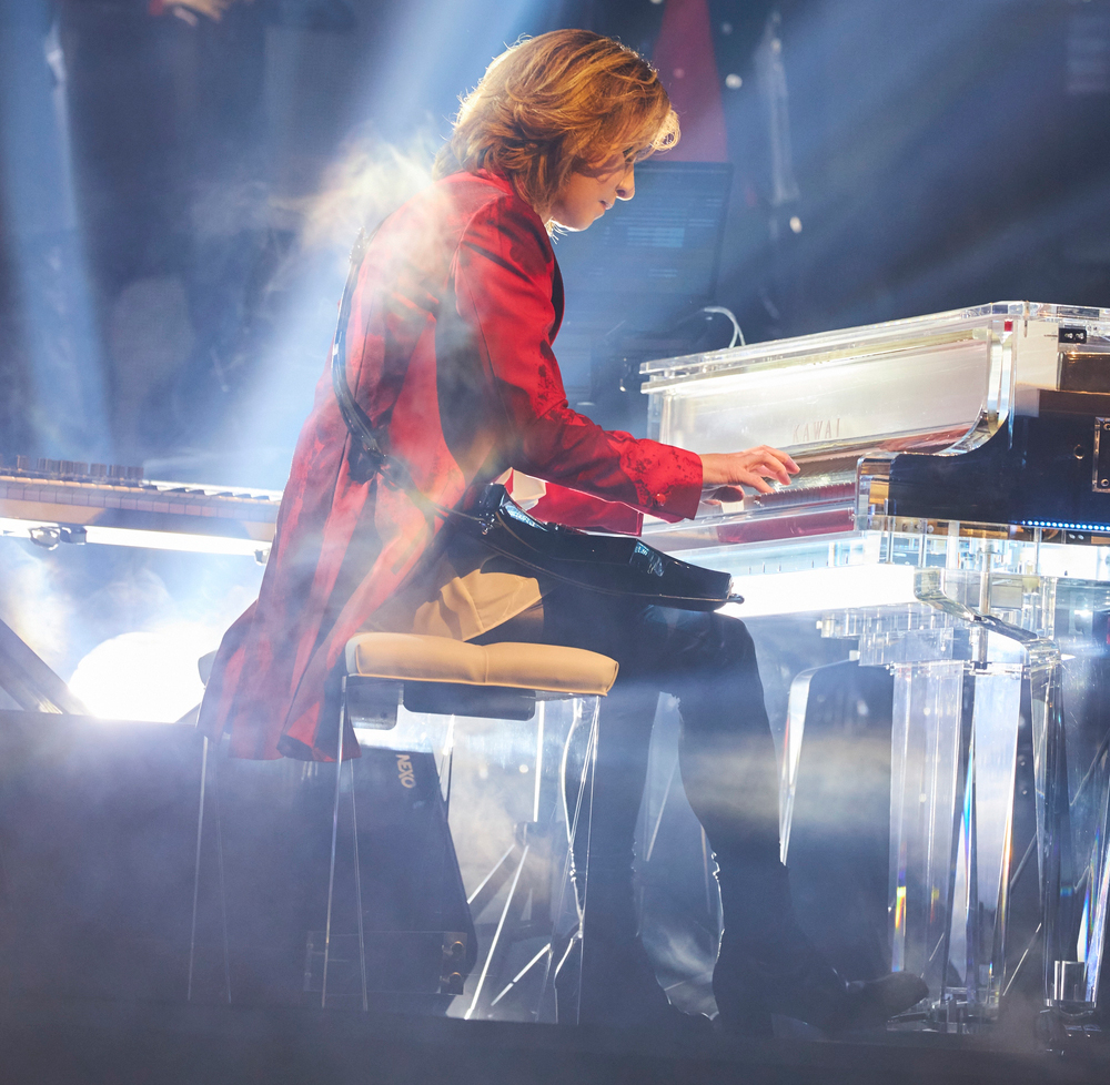 YOSHIKI、『THE MUSIC DAY』で魅せた“三刀流”パフォーマンスに大反響 - 画像一覧（11/13）