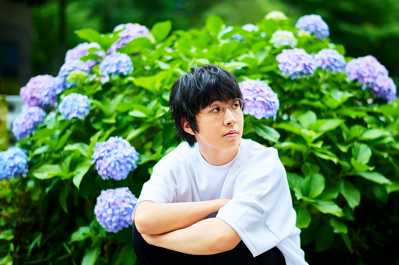 崎山蒼志、創造性発揮の新作。“雨、ディスコ、リミナルスペース”をイメージした歌詞が切なく巡るダンスチューンの質感 - 画像一覧（7/9）