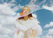 安田レイ、ニューシングル「風の中」のジャケットアートワーク＆収録内容公開 - 画像一覧（2/5）