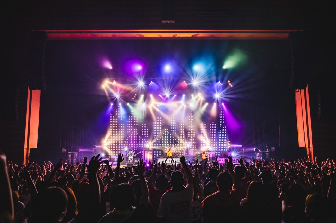 SUPER BEAVER、「過去最高を更新する、あなたと更新したい」。17年間変わらない観客との向き合い方 - 画像一覧（5/8）