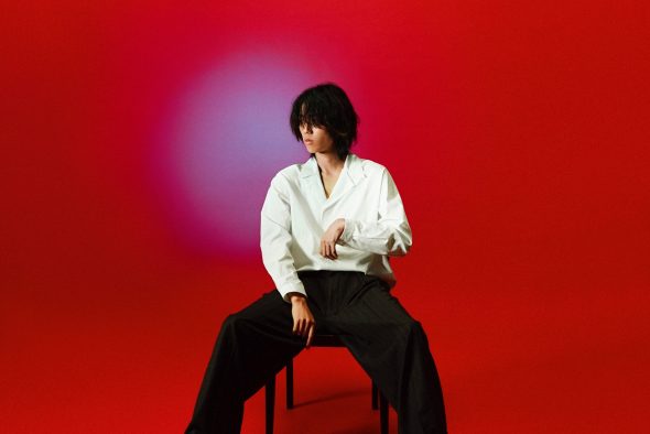 月9ドラマ『競争の番人』主題歌で話題の“idom”、初となるCD発売決定！ アートワークも初公開