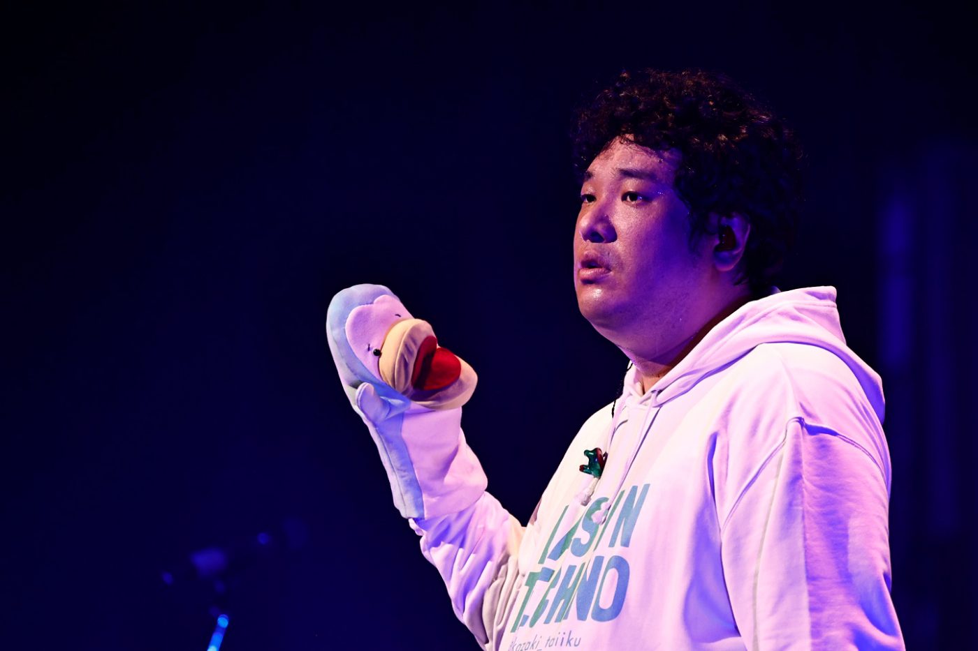 【レポート】岡崎体育、異色対バンの自主企画イベント（東京編）開催！ゲストはGirls²（DAY1）とMy Hair is Bad（DAY2） - 画像一覧（11/14）