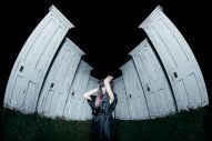 Aimerニューアルバム『Open α Door』リード曲「Resonantia」のMV公開 - 画像一覧（1/2）