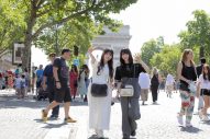 【ライブレポート】櫻坂46、初の海外イベントでフランス・パリの1万5,000人のオーディエンスを魅了 - 画像一覧（5/25）