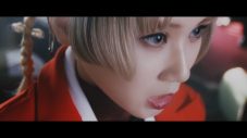 Reol、TVアニメ『るろうに剣心』EDテーマ「切っ先」MV公開！ 流浪人に扮したReolが、争いの絶えない現代をさすらうストーリー - 画像一覧（1/3）