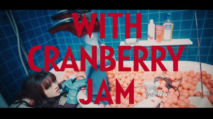 にしな新曲「クランベリージャムをかけて」を配信リリース！ MV公開も決定