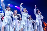 【ライブレポート】ひなた坂46が初ライブ！高本彩花の卒業セレモニーに日向坂46全メンバーが駆けつける - 画像一覧（18/40）