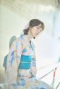 のん、浴衣姿に大反響！「顔小っさ」「向こう側が透けて見えそうな透明感」 - 画像一覧（3/9）