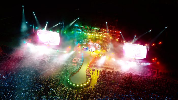 Mrs. GREEN APPLE、4日間で約15万人を動員した最新スタジアムツアーから「コロンブス」のライブ映像を公開