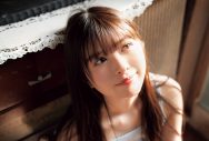 乃木坂46小川彩＆櫻坂46的野美青が『グラビアチャンピオン』に登場！浴衣や制服カット公開 - 画像一覧（3/7）