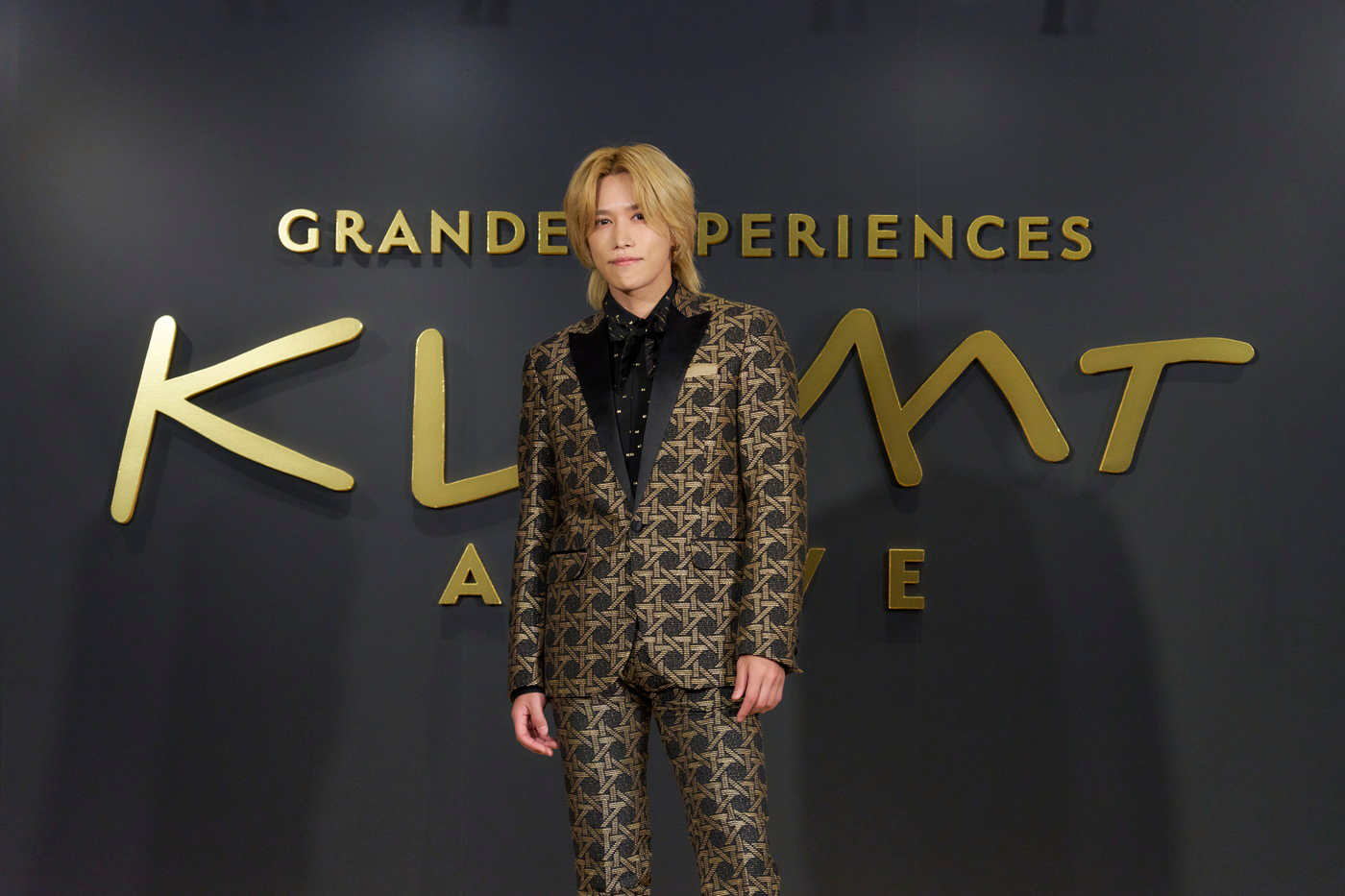 【レポート】Kis-My-Ft2千賀健永が華やかな黄金衣装で登場！『クリムト・アライブ』東京展OPイベント開催