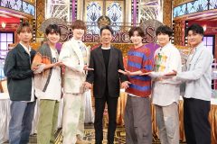 SixTONESが『Golden SixTONES』で堤真一とサイズ感対決！自由すぎるSixTONESに堤もノリノリ