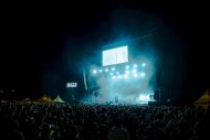 【ライブレポート】羊文学『FUJI ROCK FESTIVAL’25』に登場！「フジロック、大好き！」（塩塚モエカ） - 画像一覧（9/12）