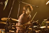 [Alexandros]、「いつか一緒に歌おうな！」。7月31日のZepp Osaka公演ライブレポート到着 - 画像一覧（6/8）