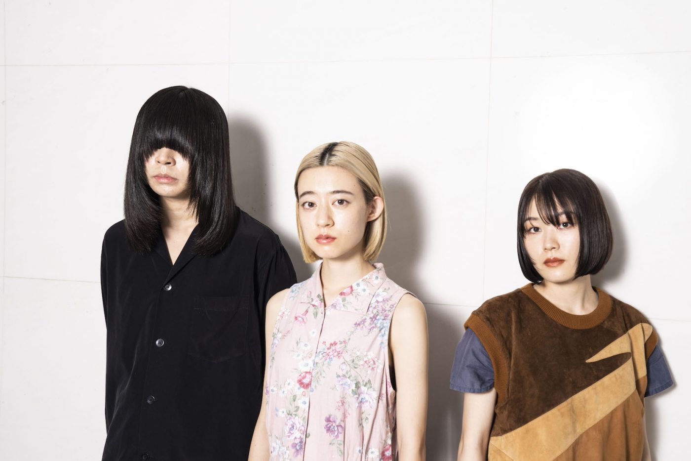 羊文学が“家”＝“安心できる場所”をテーマに編んだ新作で見せる、新しいバンドのアプローチ - 画像一覧（8/10）