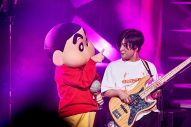 マカロニえんぴつ×クレヨンしんちゃん、埼玉・春日部市で共演！「近所だから遊びに来ちゃったゾ～！」 - 画像一覧（6/7）