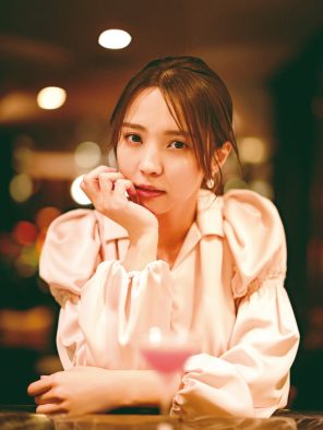 櫻坂46・小林由依、2nd写真集の発売決定＆予約スタート