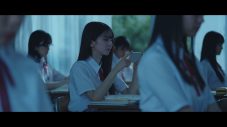 乃木坂46、5期生楽曲「バンドエイド剝がすような別れ方」MV公開 - 画像一覧（2/7）