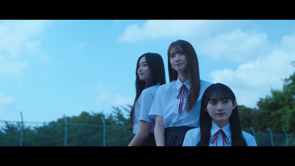 乃木坂46、5期生楽曲「バンドエイド剝がすような別れ方」MV公開 - 画像一覧（4/7）