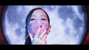 BLACKPINK、2ndアルバム『BORN PINK』からの先行配信曲「Pink Venom」ティザーMV公開