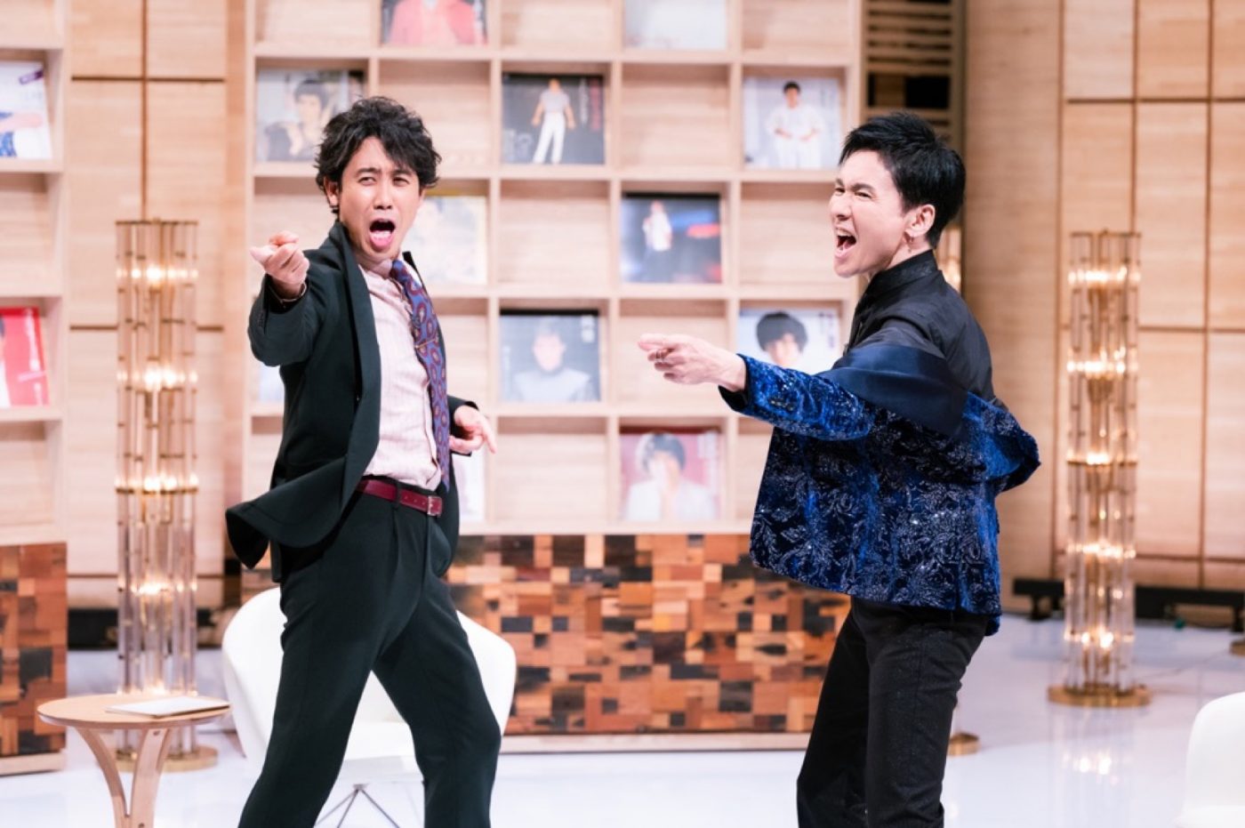 郷ひろみ、NHK『SONGS』で大泉洋に“ジャケットプレイ”を伝授