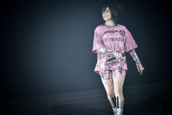 ビリー・アイリッシュ、2年越しで実現した初単独来日公演のライブレポートが到着