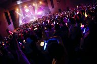 【ライブレポート】TrySail、2年ぶりの全国ツアー『SuperBloom』が開幕！ 武蔵野の森総合スポーツプラザ公演のBD化も決定 - 画像一覧（3/4）