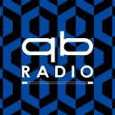 女王蜂WEBラジオ「qbラジオ」がスタート！ オフィシャルYouTubeチャンネルとポッドキャストで不定期配信 - 画像一覧（1/2）