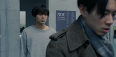永瀬廉（King & Prince）出演映画『法廷遊戯』に戸塚純貴の出演が決定！ 緊張感みなぎる新場面写真も解禁 - 画像一覧（1/4）