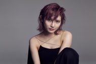 元AKB48岡田奈々、ソロデビューアルバム『Asymmetry』を自身の誕生日にリリース - 画像一覧（1/1）