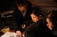 安藤サクラと山田涼介のバディ感が伝わる、 映画『BAD LANDS　バッド・ランズ』新場面写真解禁 - 画像一覧（2/2）