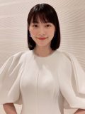 のん、白雪姫のような美麗なドレス姿を披露
