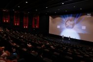 【レポート】『Live EPIC 25』一夜限りの映画館上映イベントが大盛況！“レーベルの証言者”として佐橋佳幸が登壇 - 画像一覧（4/5）