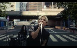 ONE OK ROCK、リアルとデジタルが融合した“渋谷”に降臨