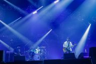 【ライブレポート】back number、初の対バンによるアリーナツアーが開幕！初日は盟友LACCO TOWERと秀吉が登場 - 画像一覧（4/11）
