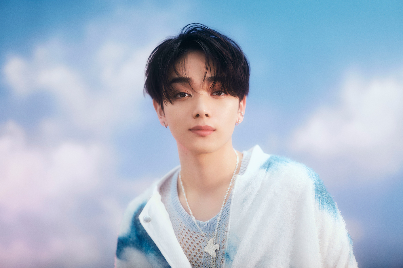 宮世琉弥、新曲「GRAVITY」リリース決定！新アー写＆人を惹きつける“引力”を表現したジャケット写真も公開