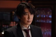 岩田剛典主演ドラマ『DOCTOR PRICE』“復讐編”突入！父の死の真相に辿り着いた鳴木が巨悪に立ち向かう - 画像一覧（3/16）