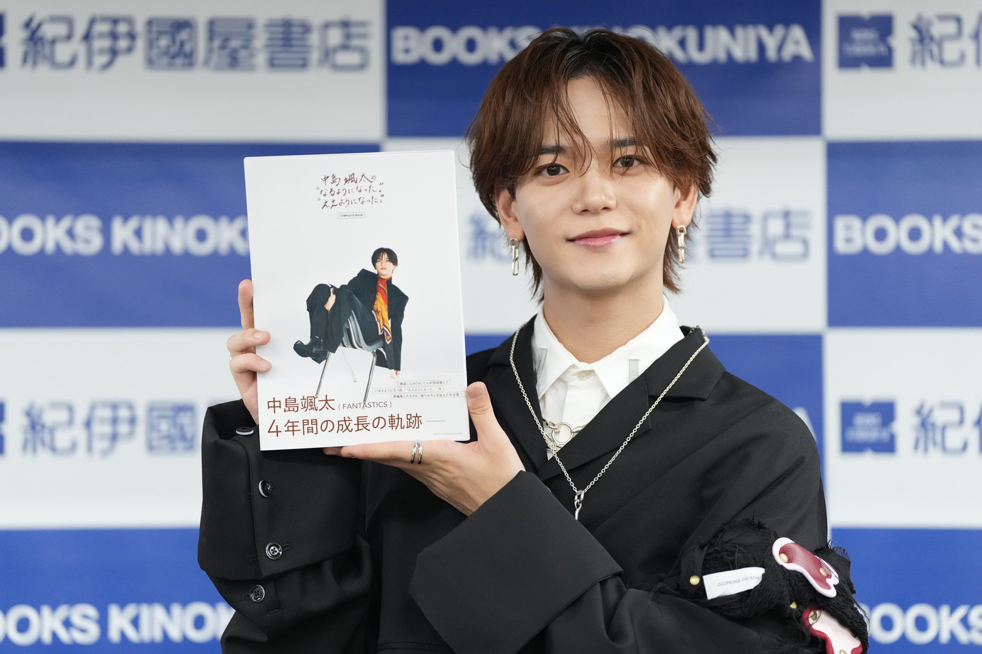 【レポート】中島颯太、雑誌『JUNON』での連載をまとめた書籍を発売！「（お気に入りは）前半にあるセクシーな写真」