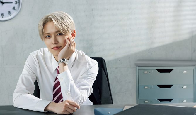 JO1白岩瑠姫、スーツスタイルで『Oggi』にソロ初登場！「最初は自分のスーツ姿に見慣れず照れました」