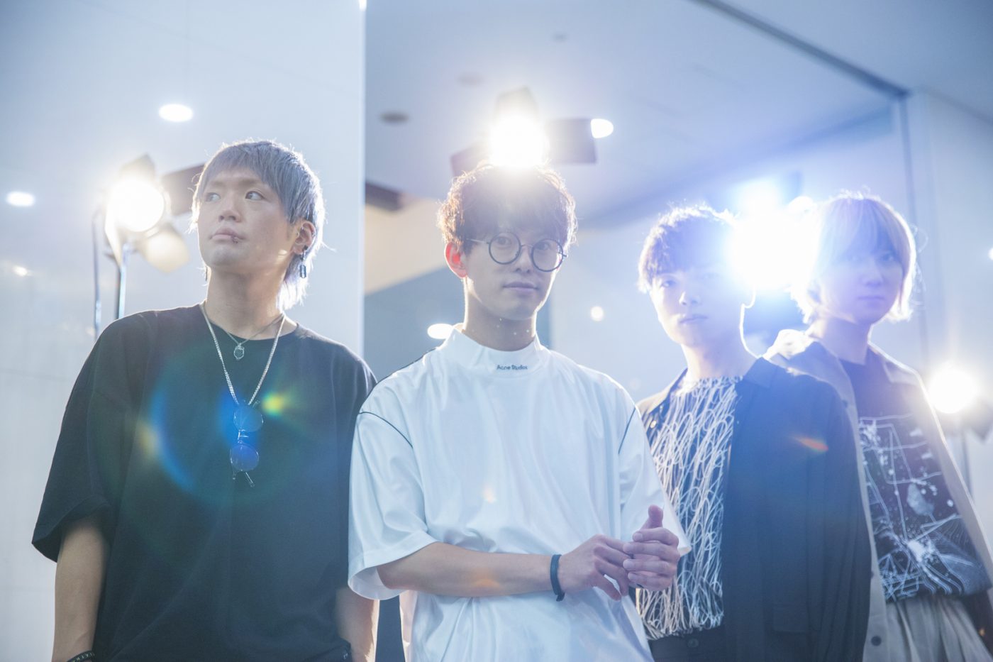 BLUE ENCOUNTの新境地。誰もが心の中に飼うバケモノとは？ 疾走感とともに炙り出した新作 - 画像一覧（4/12）