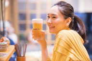 新垣結衣、ビールのCMに初出演！ CMソングは竹内まりやの「元気を出して」 - 画像一覧（1/6）