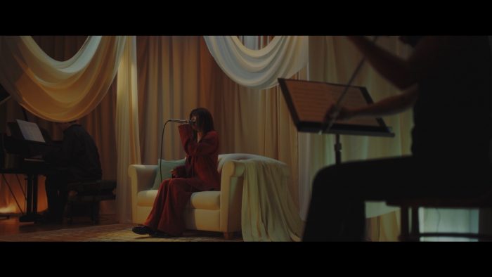 Myuk、TVアニメ『約束のネバーランド』EDテーマ「魔法」のスタジオライブ映像公開