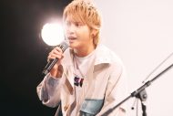 手越祐也、バイブス合いまくりの田邊駿一とブルエン「バッドパラドックス」をセッション - 画像一覧（4/6）