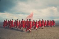 櫻坂46、3rdシングル「流れ弾」MV公開！ ツアー2日目の終演後にサプライズ初披露 - 画像一覧（2/7）