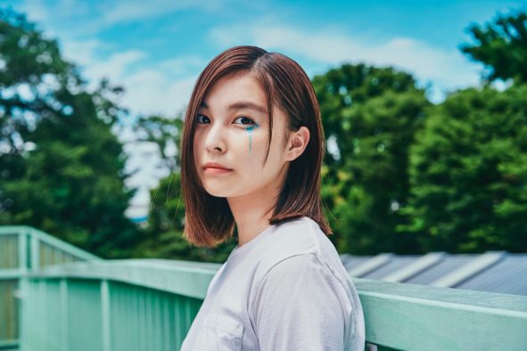 坂口有望、周憂・くすみのコラボによる「#ボクナツ」Lyric Videoを本日公開！