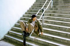 石崎ひゅーい、ドキュメンタリー映画『私は白鳥』主題歌に新曲「スワンソング」を提供