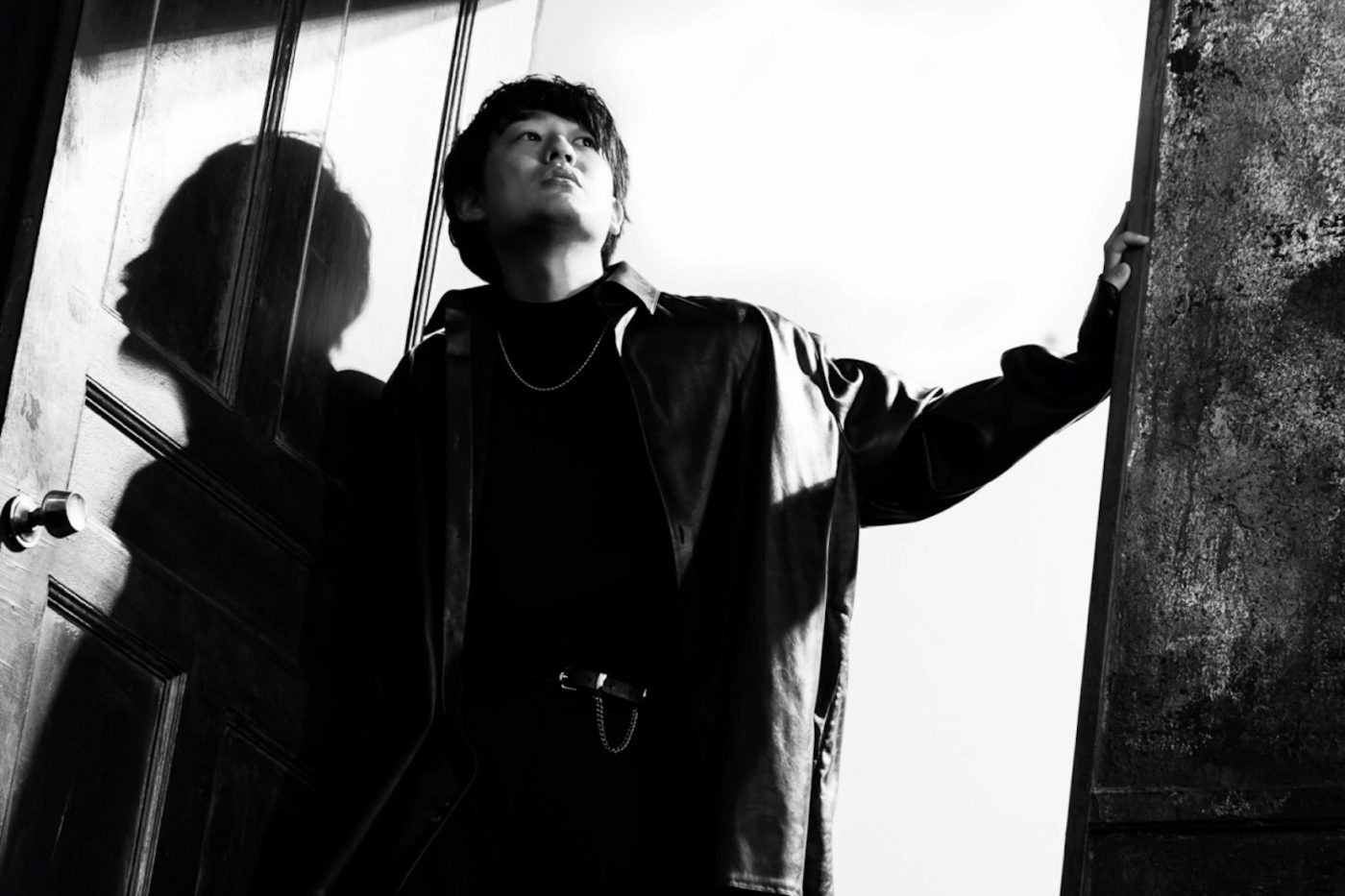 尾崎裕哉が新作に映す、この時代。笑顔の向こう側にある“見えてこない”感情 - 画像一覧（9/11）